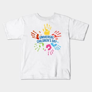 Children hands in hands all around the world Kids T-Shirt